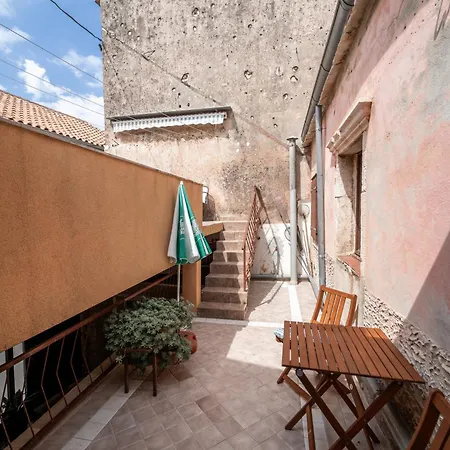 Nono Apartament Stari Grad (Hvar)