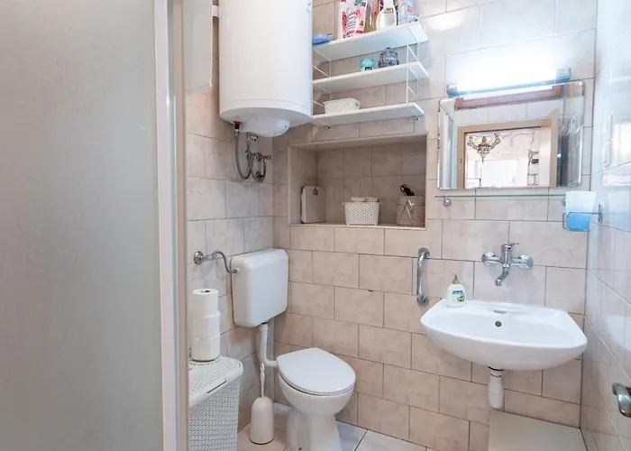 Nono * Stari Grad (Hvar)